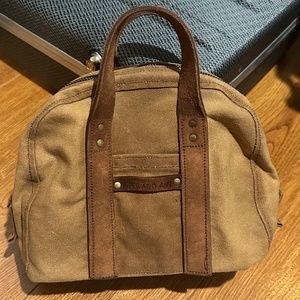 Peg and Awl Dopp Case
